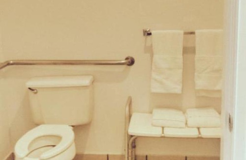 Enumclaw Hotel | GuestHouse Inn Enumclaw