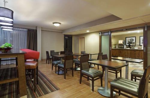 Cary Hotel | Hampton Inn Raleigh Cary