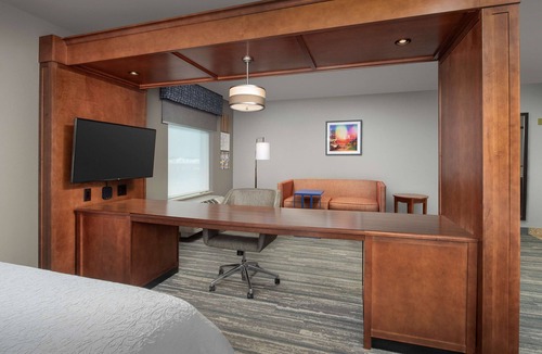 Holly Springs Hotel | Hampton Inn & Suites Holly Springs