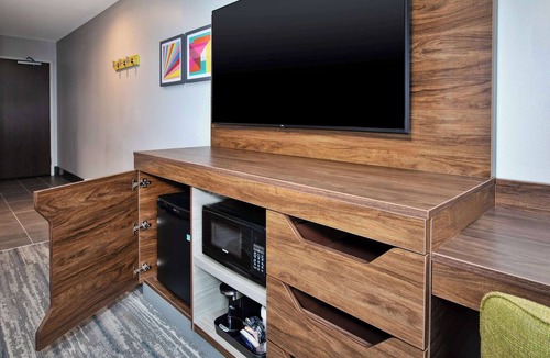 Acton Hotel | Hampton Inn & Suites By Hilton Indianapolis South Greenwood