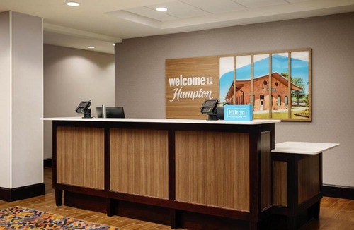 Thomson Hotel | Hampton Inn Thomson
