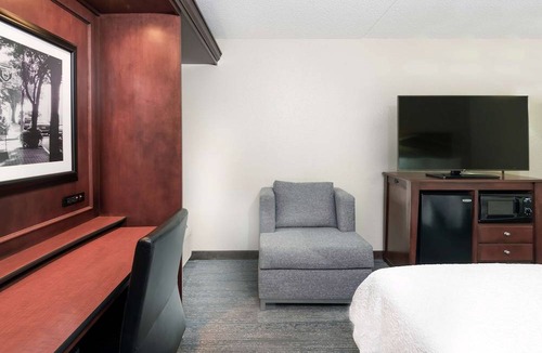 Southport Hotel | Hampton Inn Indianapolis-South