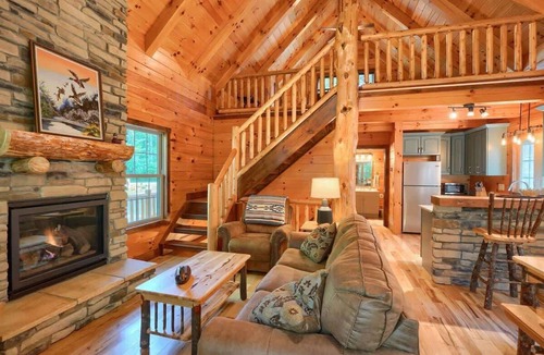 Logan Cabin | Hickory Haven at Trickle Creek