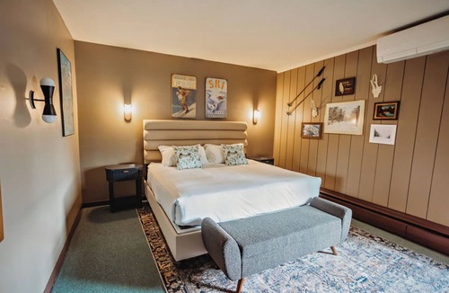 West Dover Hotel | Hideaway Inn Mt. Snow