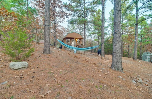 Summerfield Cottage | Hike the Ouachitas! Remote Mtn Hideaway w/Trails