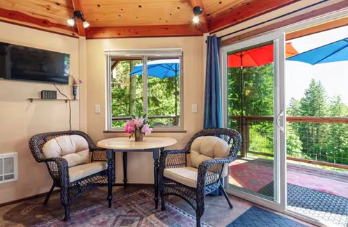 Alvadore Cottage | Hillside Deck Cottages: A cozy, rustic PNW retreat perfect for 4.