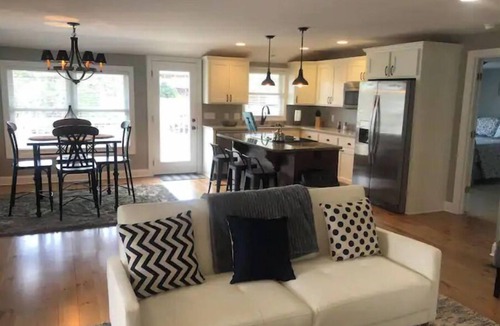 Ridgeway House | Hillside Haven on Lake Wateree- Entire House