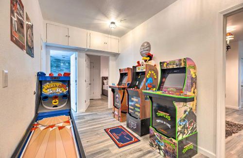 Branson House | 'Hilltop Hideaway' Branson Home w/Trampoline!