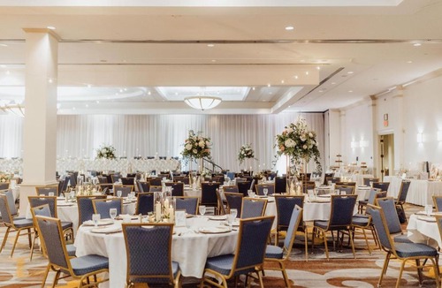 College Avenue Historic District Hotel | Hilton Appleton Paper Valley