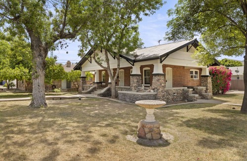 Maple-Ash House | Historic Speakeasy Inspired | 2 min walk to ASU
