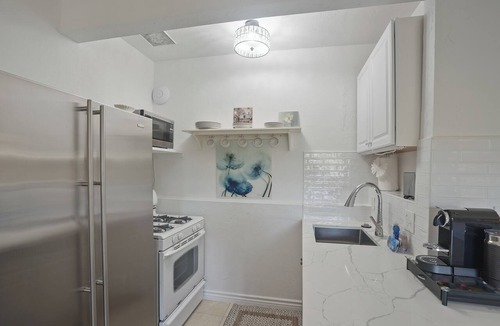 West Beach Apartment | Historic West Beach Studio — blocks to beach and Funk Zone
