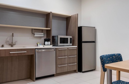 Florence Hotel | Home2 Suites Florence/Cincinnati Airport South, KY
