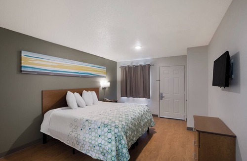 Covington Hotel | HomeTowne Studios by Red Roof Covington, GA
