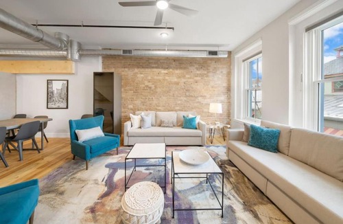 Over-the-Rhine House | Huge Retrea w Rooftop Deck Stay At Farmers Market