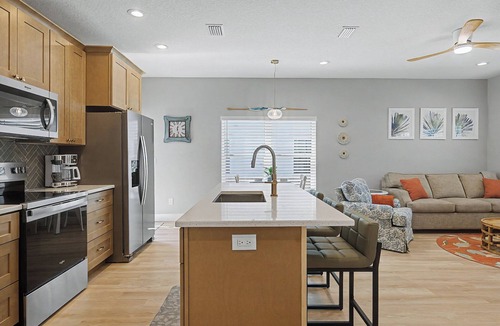 Vilano Beach Cottage | Immaculate New 2BR/2BA, Hot Tub, Firepit