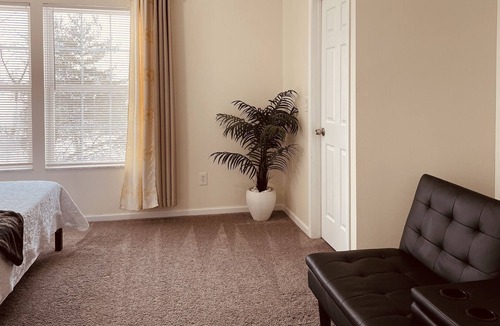 Galloway House | Independent 4 Bedroom House near Columbus Downtown / OSU
