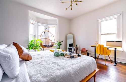 Chillicothe House | Jungle House Luxury Stays - Downtown Chillicothe