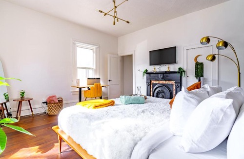 Chillicothe House | Jungle House Luxury Stays - Downtown Chillicothe