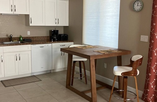 Englewood Cottage | Kozy Kottage on private road. 2 minute walk to private beach. Pet friendly!