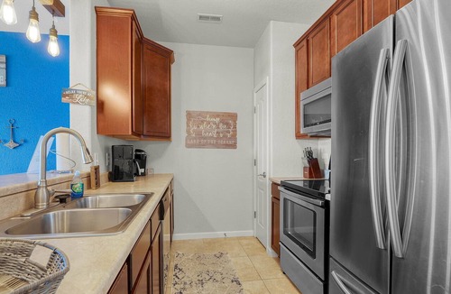 Rocky Mount Condo | Lake House 4mm "On the Main"!