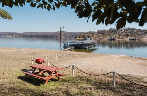 Blue Eye Cabin | Lakefront Cabin #3 - Steps from Table Rock Lake at Happy Hollow Resort