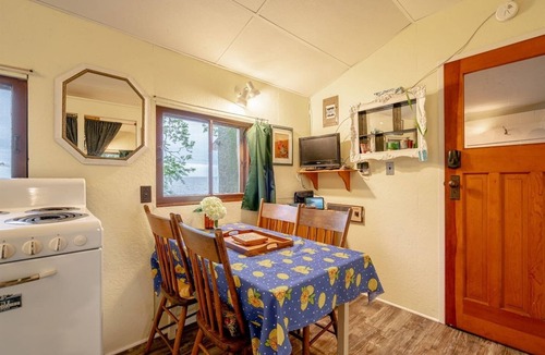 Leamington Cottage | Lakefront Tiny Home Cabin on the Beach