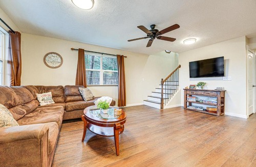 Blue Eye House | Lakeside Blue Eye Escape w/Game Room & Hot Tub!