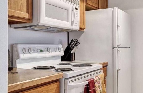 University Area Condo | Lakeside Escape in the Heart of Anchorage - 2BR/2BA Condo -Views, Garage, Patio