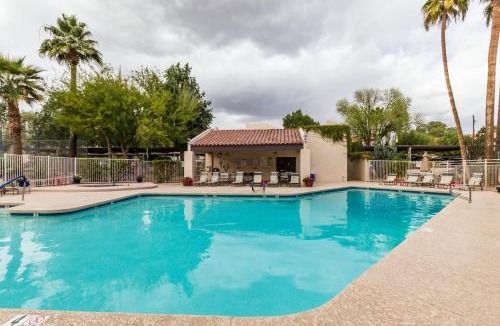 Desert Shores Apartment | Lakeside Lake Biltmore Village Condo