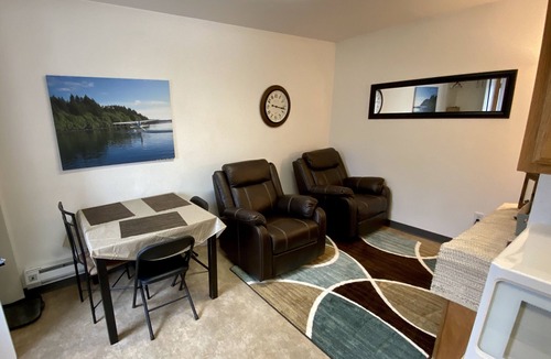 Kodiak Apartment | Lakeside Studio