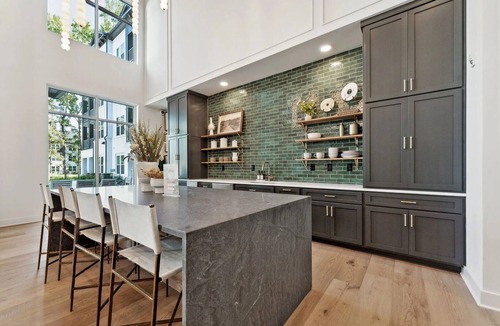 Cordova Apartment | Landing | Incredible 1BD, Clubhouse