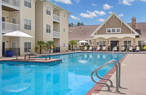 Indian Trail Apartment | Landing | Modern 2BD, Gym