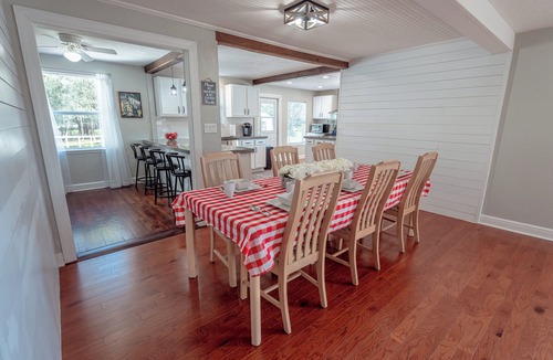 Ocala House | Lemonade Acres: Country Charm Made Convenient!