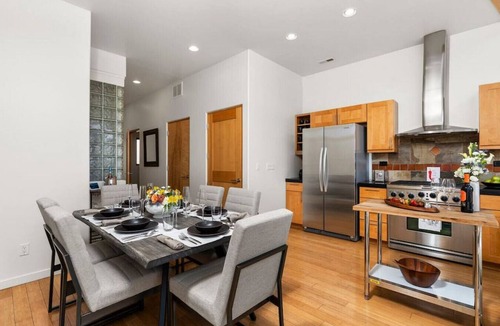 South Capitol Condo | Light Modern Railyard View Loft