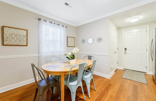 Durham House | *Lux Modern Townhome * Downtown* King Beds * Duke*
