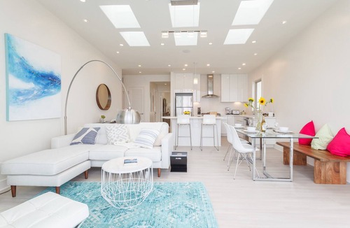Sharp Park Condo | Luxury Beachfront Penthouse near SF (4)