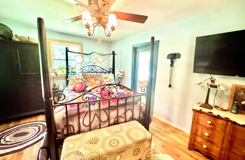 Tellico Plains Cabin | Luxury Bohemian Cabin on Coker Creek w Oversized Hot Tub, Fire-pits and Hiking