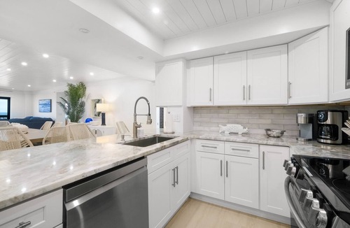 Ormond-by-the-Sea Condo | Luxury direct oceanfront 3/3 corner with large private balcony, heated pool and garage