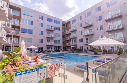 Grandview Heights Apartment | Luxury unit with great amenities