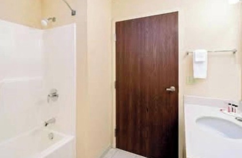 Malone Hotel | MAGNASON