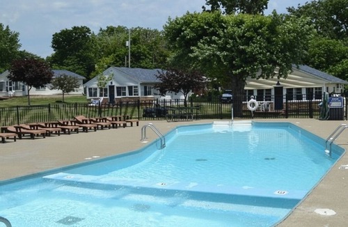 Marblehead Cottage | Marina Front 2BR Cottage #2 on Sandusky Bay — Steps from Marina, Beach & Pool