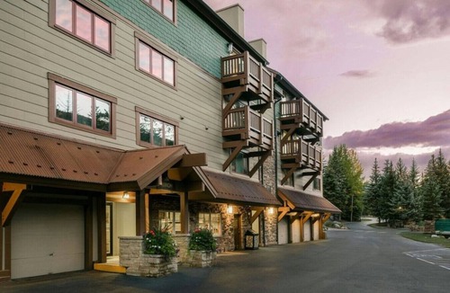 Vail Condo | Marriott`s StreamSide Birch at Vail Luxury Studio