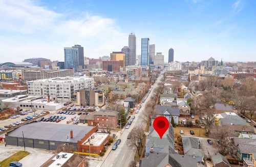 Lockerbie Square Apartment | Mass Ave Gem and steps away from Yoga Studio