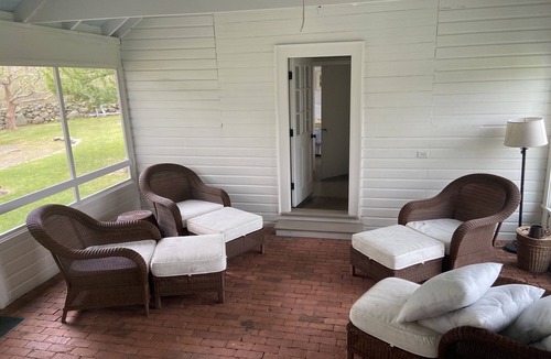 Chilmark House | Menemsha Pond waterfront Available July 18-25, 2026 BOOK NOW!