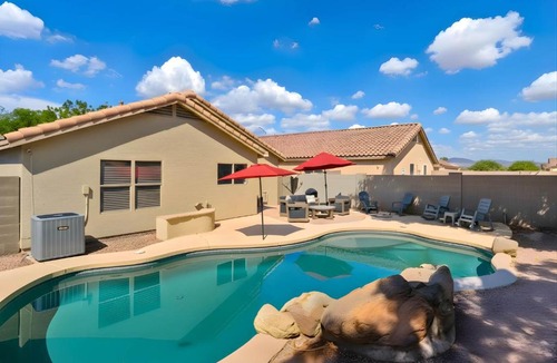 East Mesa House | Mesa Oasis Private Pool Fire Pit Sleeps 6