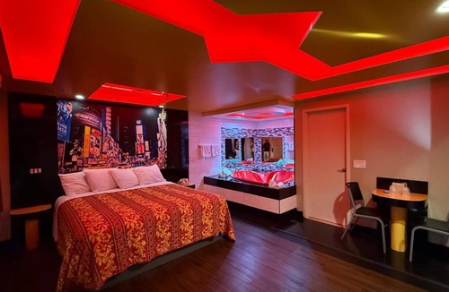 North Patchogue Hotel | Midway Motel