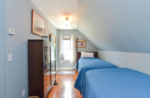 Gloucester House | Mill Pond Cottage