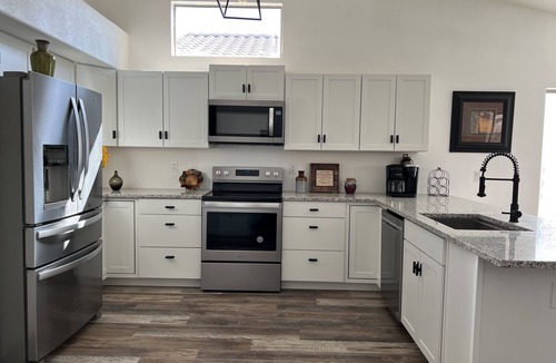 Peoria House | Minutes from Arrowhead and Westgate