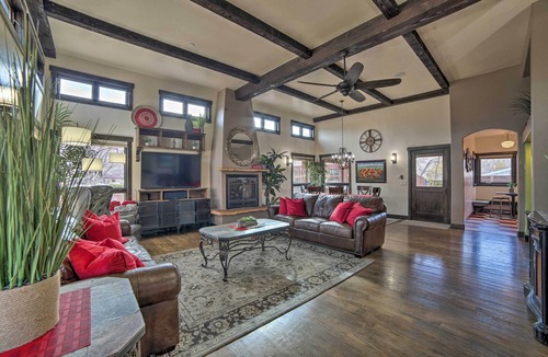 Moab Cottage | Moab Getaway w/Ample Parking, Walk to Main Street