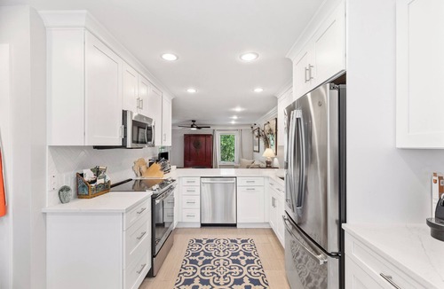 Harleston Village House | Modern and Spacious home with a fantastic, central, downtown location